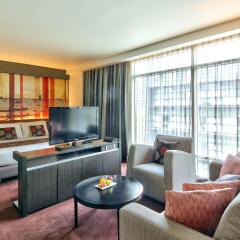 Отель Park Plaza Bangkok Soi 18 комната для гостей