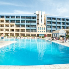Апартаменты Burlington Apartments бассейн фото 2