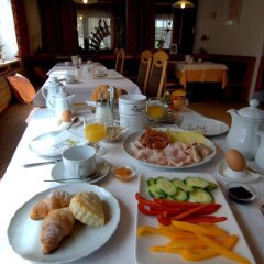 Hotel Restaurant Traube Стельвио питание