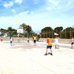 Отель PA Camping Vendrell - Caravan Park спортивное сооружение