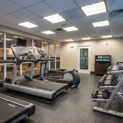 Отель Fairfield Inn & Suites by Marriott Meridian фитнесс-зал