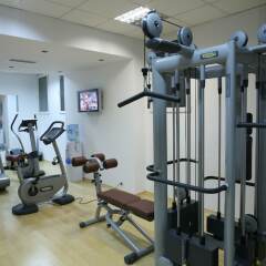Ramada Hotel & Suites Bucharest North фитнесс-зал фото 2