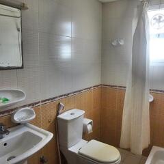 Отель Sara Hotel Apartment ОАЭ, Аджман - отзывы, цены и фото номеров - забронировать отель Sara Hotel Apartment онлайн ванная фото 2