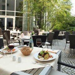 Отель Wyndham Hannover Atrium Германия, Ганновер - 1 отзыв об отеле, цены и фото номеров - забронировать отель Wyndham Hannover Atrium онлайн питание