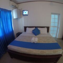 Negombo Blue Villa Hotel сейф в номере