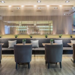 Отель AC Hotel Ciudad de Sevilla by Marriott Испания, Севилья - отзывы, цены и фото номеров - забронировать отель AC Hotel Ciudad de Sevilla by Marriott онлайн интерьер отеля фото 3