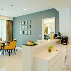 Dusit Suites Hotel Ratchadamri, Bangkok в номере