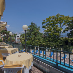 Hotel Flora Стреза балкон