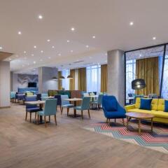 Гостиница Hampton By Hilton Astana Triumphal Arch Казахстан, Нур-Султан - отзывы, цены и фото номеров - забронировать гостиницу Hampton By Hilton Astana Triumphal Arch онлайн гостиничный бар