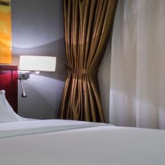 Paco Hotel Guangzhou Gangding Metro Branch сейф в номере