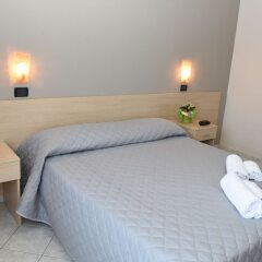 Hotel Excelsior комната для гостей