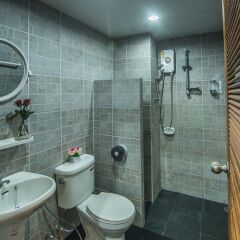 Отель Lanta Nice Beach House Ланта ванная фото 2