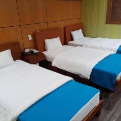 Hotel At Home комната для гостей фото 4
