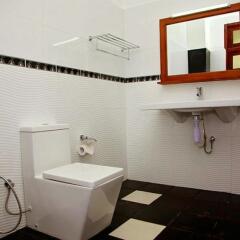 Отель Samwill Holiday Resort ванная фото 2