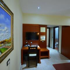 City Hotel Tirana комната для гостей фото 5
