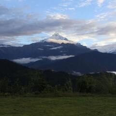 Отель Himalayan Deurali Resort Непал, Лехнат - отзывы, цены и фото номеров - забронировать отель Himalayan Deurali Resort онлайн приотельная территория фото 2