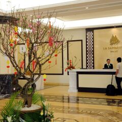 Отель La Sapinette Hotel Вьетнам, Далат - отзывы, цены и фото номеров - забронировать отель La Sapinette Hotel онлайн интерьер отеля