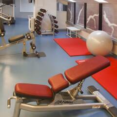 Hotel Astoria 7 фитнесс-зал фото 3