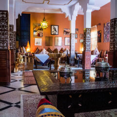 Отель Le Petit Riad Марокко, Уарзазат - отзывы, цены и фото номеров - забронировать отель Le Petit Riad онлайн гостиничный бар