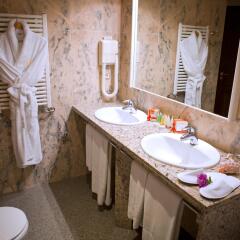 Suite Hotel S'Argamassa Palace ванная