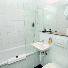 Отель Sorell Hotel Rex Швейцария, Цюрих - отзывы, цены и фото номеров - забронировать отель Sorell Hotel Rex онлайн ванная фото 2