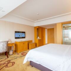 Отель Vienna International Hotel Zhongshan Torch Zone Китай, Чжуншань - отзывы, цены и фото номеров - забронировать отель Vienna International Hotel Zhongshan Torch Zone онлайн удобства в номере
