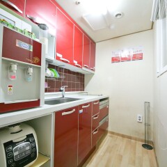 Отель Guest House Myeongdong в номере
