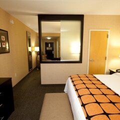 Отель Springhill Suites Minneapolis-St Paul Airpt/Mall Of America Блумингтон комната для гостей