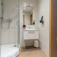 Отель New Modern Apartment with Zizkov Parking Чехия, Прага - отзывы, цены и фото номеров - забронировать отель New Modern Apartment with Zizkov Parking онлайн ванная фото 2