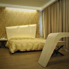 Отель Hostellerie Du Cheval Blanc Аоста комната для гостей фото 2