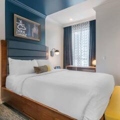 Отель Comfort Inn Downtown Vancouver Канада, Ванкувер - отзывы, цены и фото номеров - забронировать отель Comfort Inn Downtown Vancouver онлайн сейф в номере