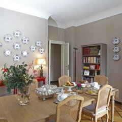 Отель B&B Bonaparte Suites развлечения