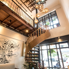 Family Tree Hotel интерьер отеля