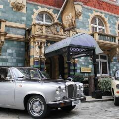 Отель Taj 51 Buckingham Gate, Suites and Residences парковка