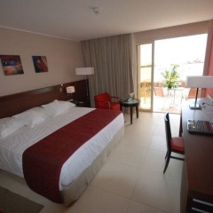 Отель Terrou Bi And Casino Resort Дакар сейф в номере