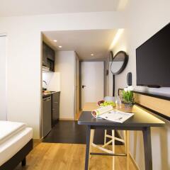Отель Aparthotel Adagio access München City Olympiapark Германия, Мюнхен - 4 отзыва об отеле, цены и фото номеров - забронировать отель Aparthotel Adagio access München City Olympiapark онлайн удобства в номере