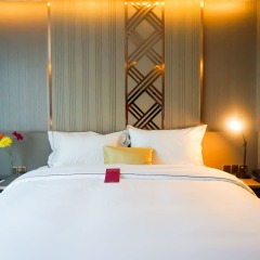 Отель Glow Sukhumvit 5 By Centropolis Бангкок комната для гостей