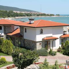 Отель Helena VIP Villas and Suites Болгария, Солнечный берег - отзывы, цены и фото номеров - забронировать отель Helena VIP Villas and Suites онлайн пляж