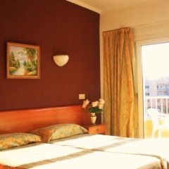 Отель Hostal Alcina комната для гостей фото 5