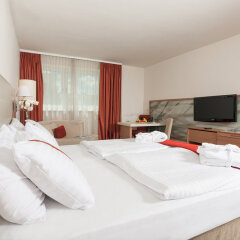 Отель FourSide Hotel & Suites Vienna Австрия, Вена - 3 отзыва об отеле, цены и фото номеров - забронировать отель FourSide Hotel & Suites Vienna онлайн удобства в номере фото 2