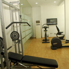 Отель Morning Side Suites Etim Inyang фитнесс-зал фото 2