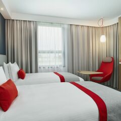 Отель Holiday Inn Express Amsterdam - City Hall комната для гостей фото 2
