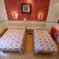 Отель Hostal La Plata комната для гостей