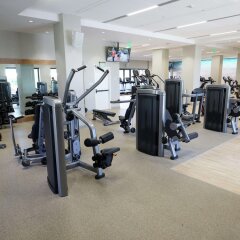 Отель Hilton Hawaiian Village Waikiki Beach Resort фитнесс-зал фото 2