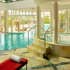 Отель The St. Regis Mardavall Mallorca Resort бассейн