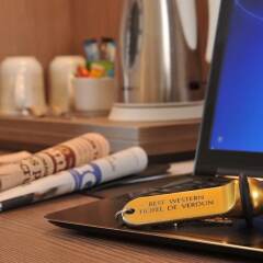 Отель Best Western Hotel De Verdun Франция, Лион - отзывы, цены и фото номеров - забронировать отель Best Western Hotel De Verdun онлайн интерьер отеля фото 3