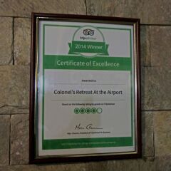 Отель Colonel's Retreat At The Airport интерьер отеля фото 3