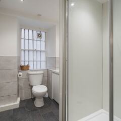 Апартаменты Royal Mile 5 BR Apartment nr Castle Эдинбург ванная фото 2