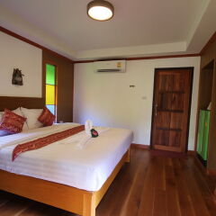 Отель Lanta Andaleaf Bungalow Ланта комната для гостей