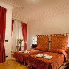 Отель Residence Bologna сейф в номере